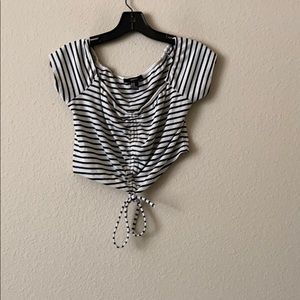 Stripped scrunch top